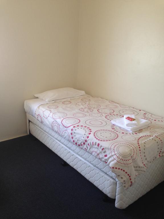 Hotel Mackay Room photo
